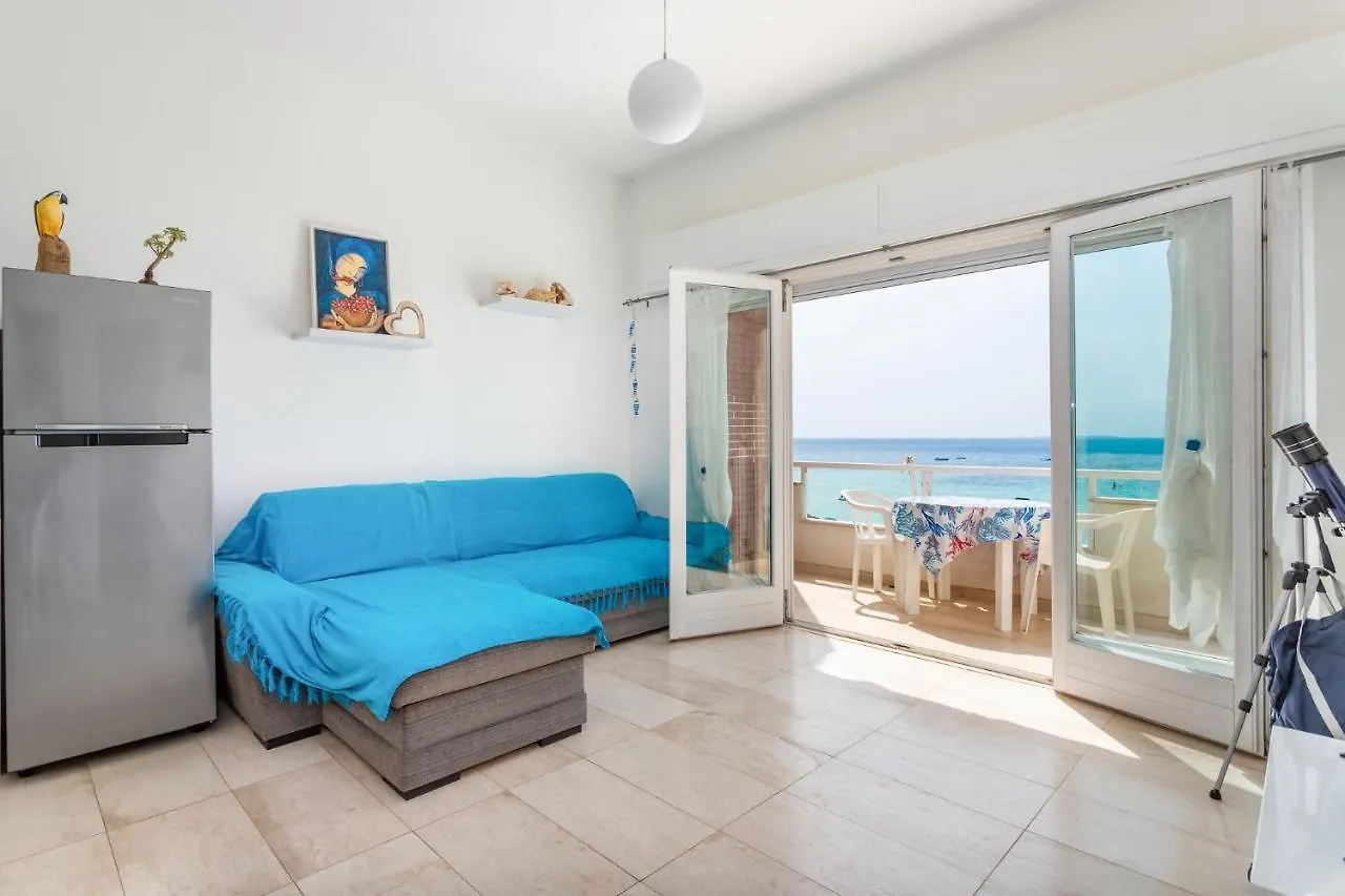 Appartamento Fronte Mare - Waterfront Apartment Putzu Idu 0*,